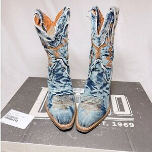 Dingo Dolly Denim Blue Women's Bootie DI950 Size 6